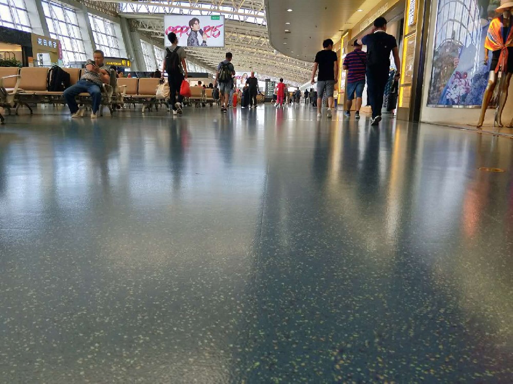 機場為什么使用橡膠地板